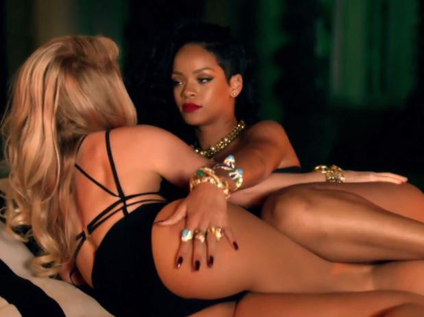Rihanna Shakira Cant Remember to Forget You clipe Rihanna Shakira Cant Remember to Forget You clipe